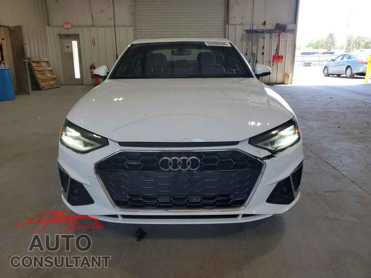 AUDI A4 2020 - WAUDNAF45LN008599