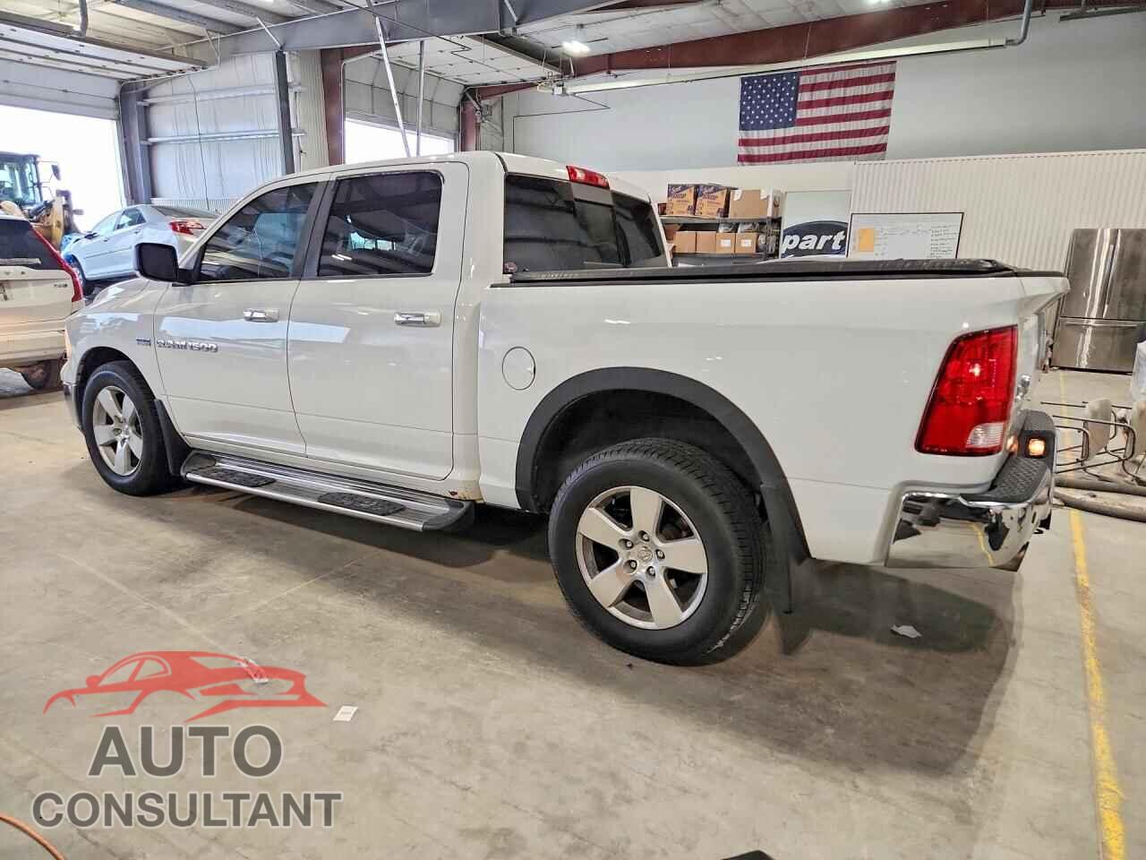 DODGE RAM 1500 2012 - 1C6RD7LT2CS172413