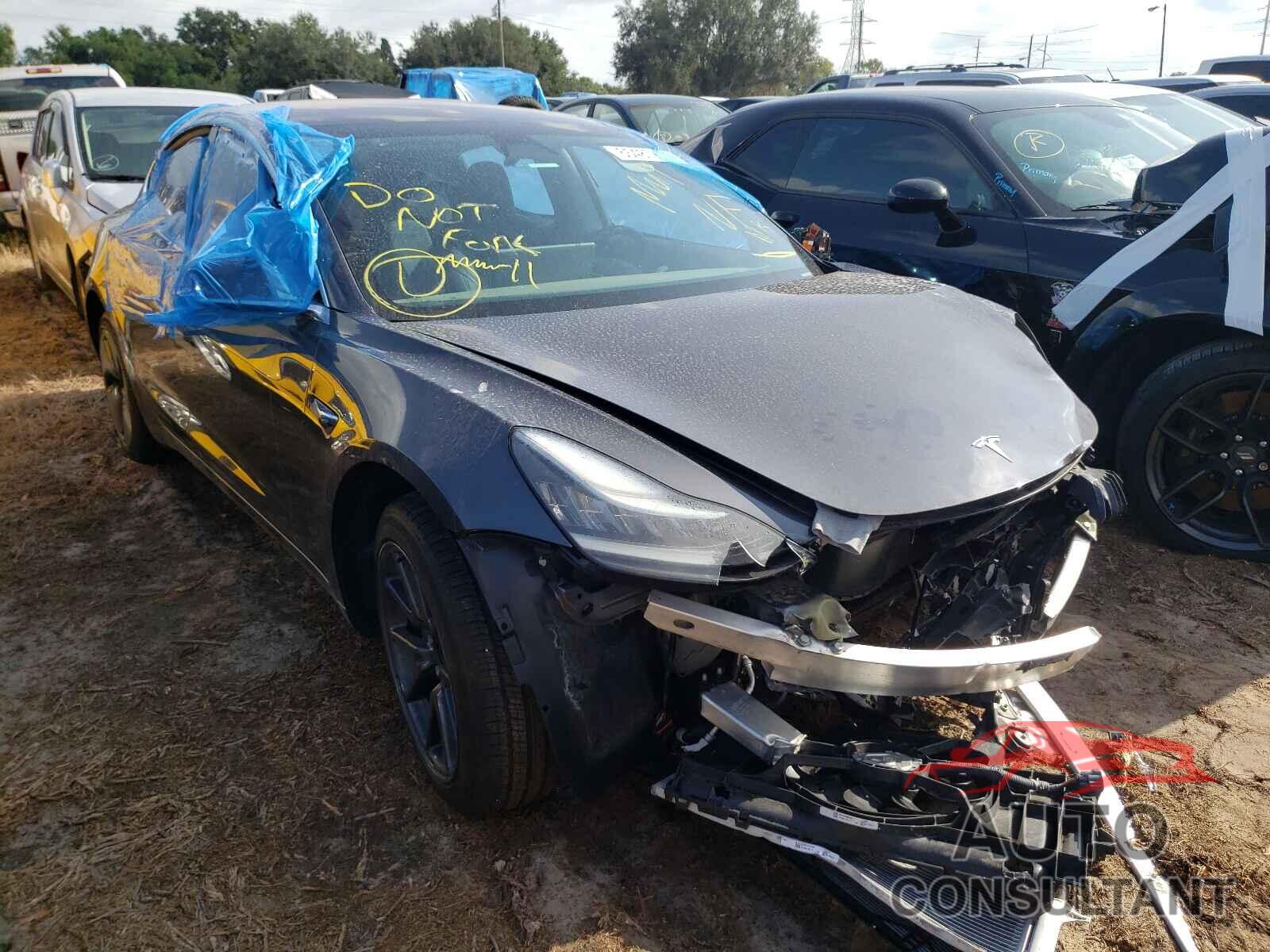 TESLA MODEL 3 2018 - 5YJ3E1EA9JF123692