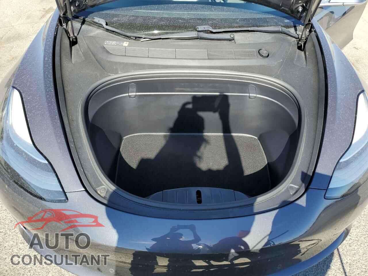 TESLA MODEL 3 2018 - 5YJ3E1EA2JF043084