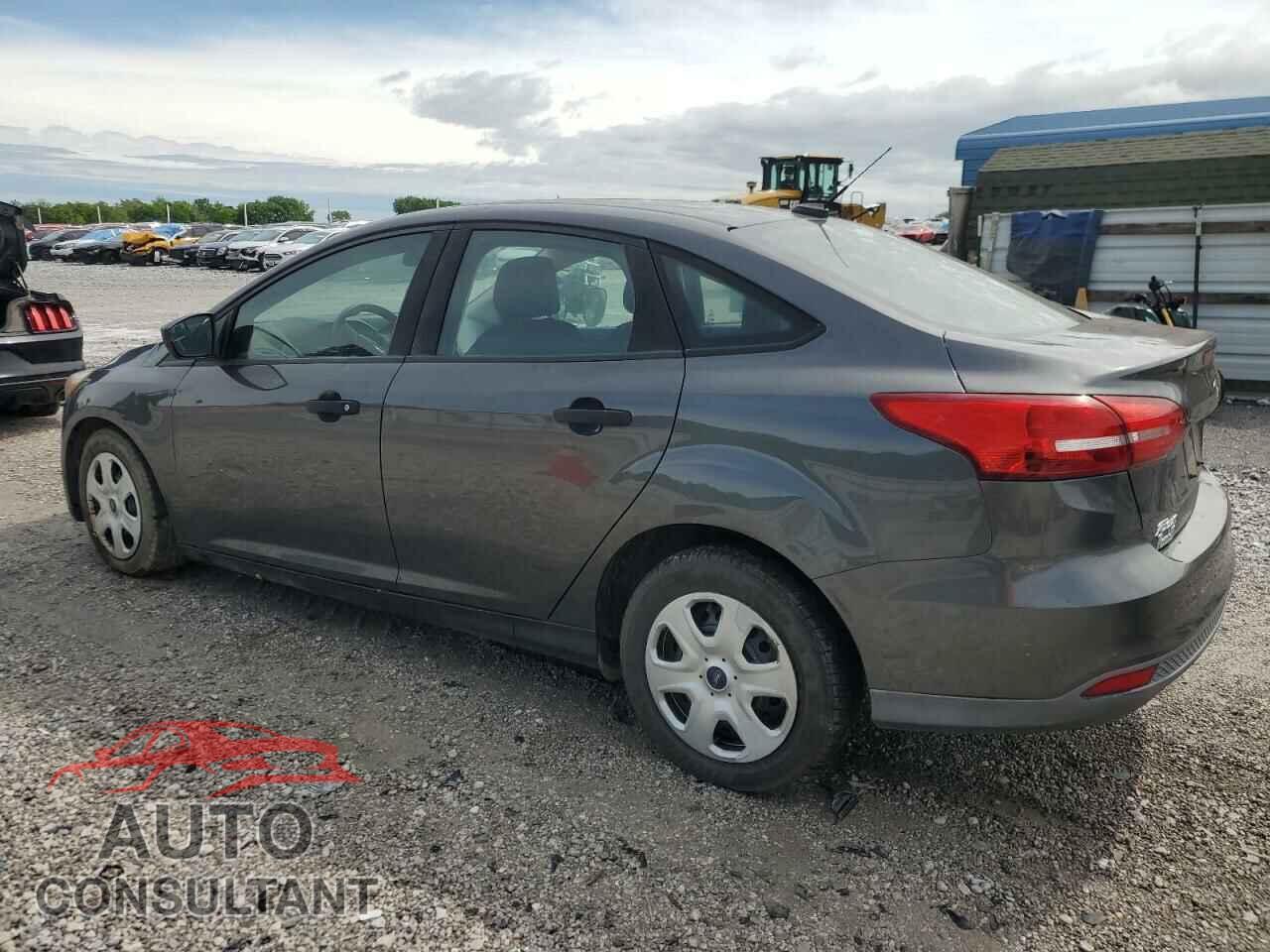 FORD FOCUS 2018 - 1FADP3E20JL201539