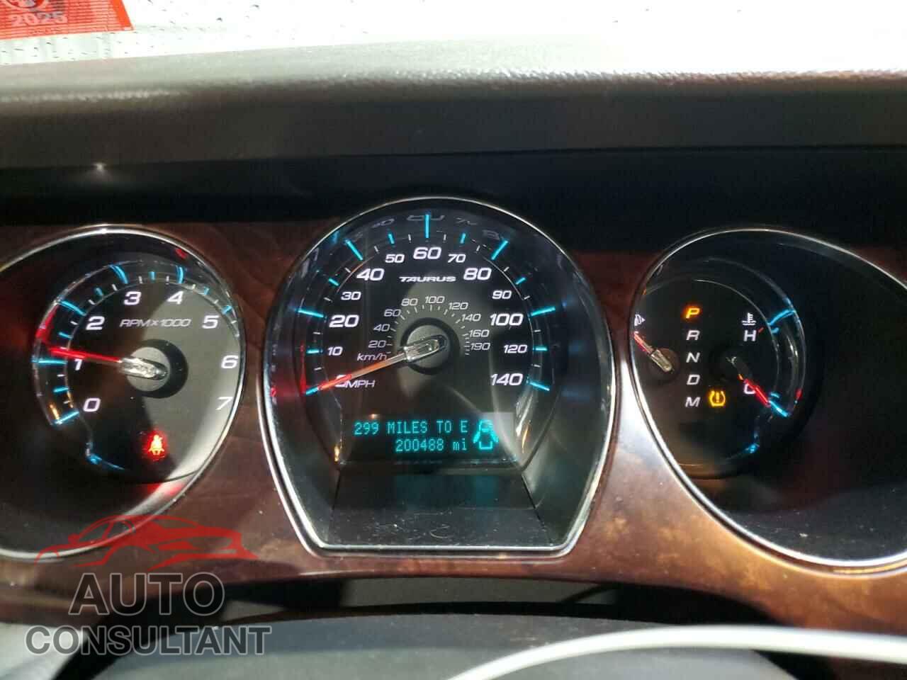 FORD TAURUS 2011 - 1FAHP2EW4BG136963