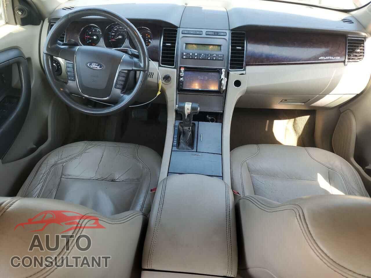 FORD TAURUS 2011 - 1FAHP2EW2BG122981