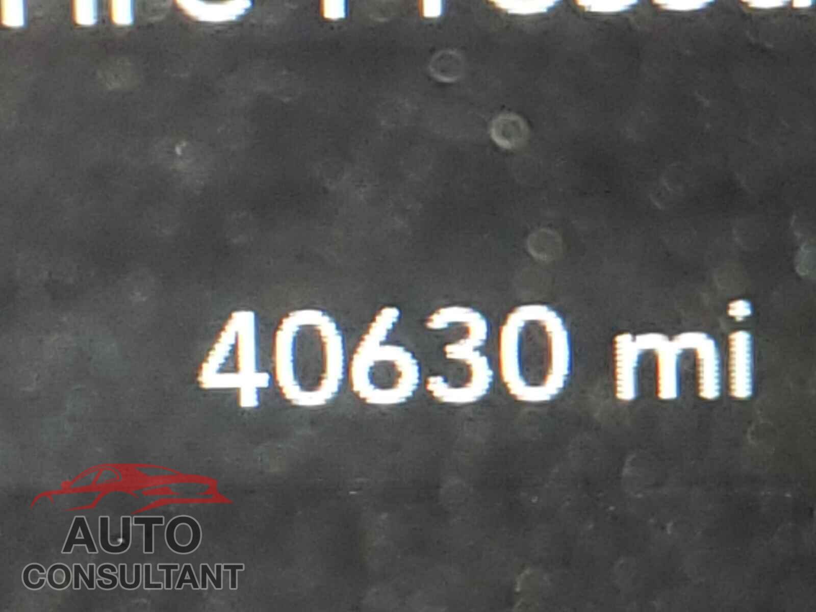 DODGE CHALLENGER 2018 - 2C3CDZAG7JH259183