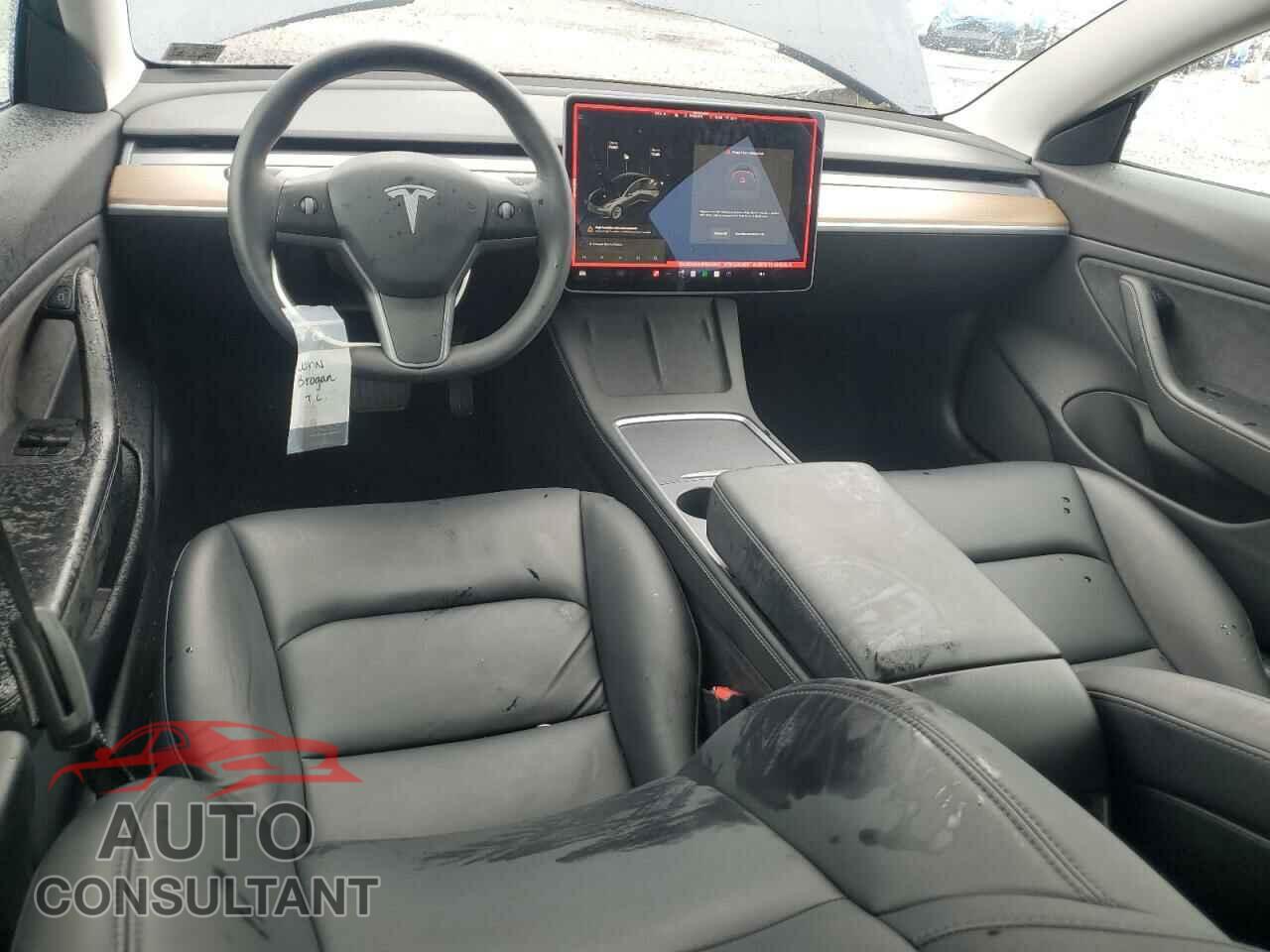 TESLA MODEL 3 2021 - 5YJ3E1EB4MF902690