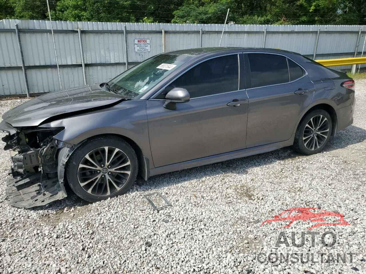 TOYOTA CAMRY 2018 - 4T1B11HK0JU658361