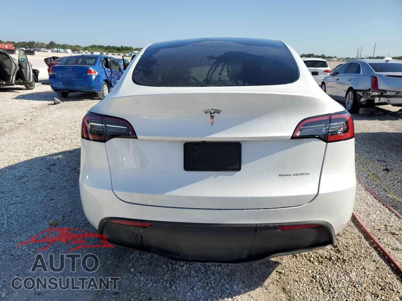 TESLA MODEL Y 2023 - 7SAYGDEEXPF758467