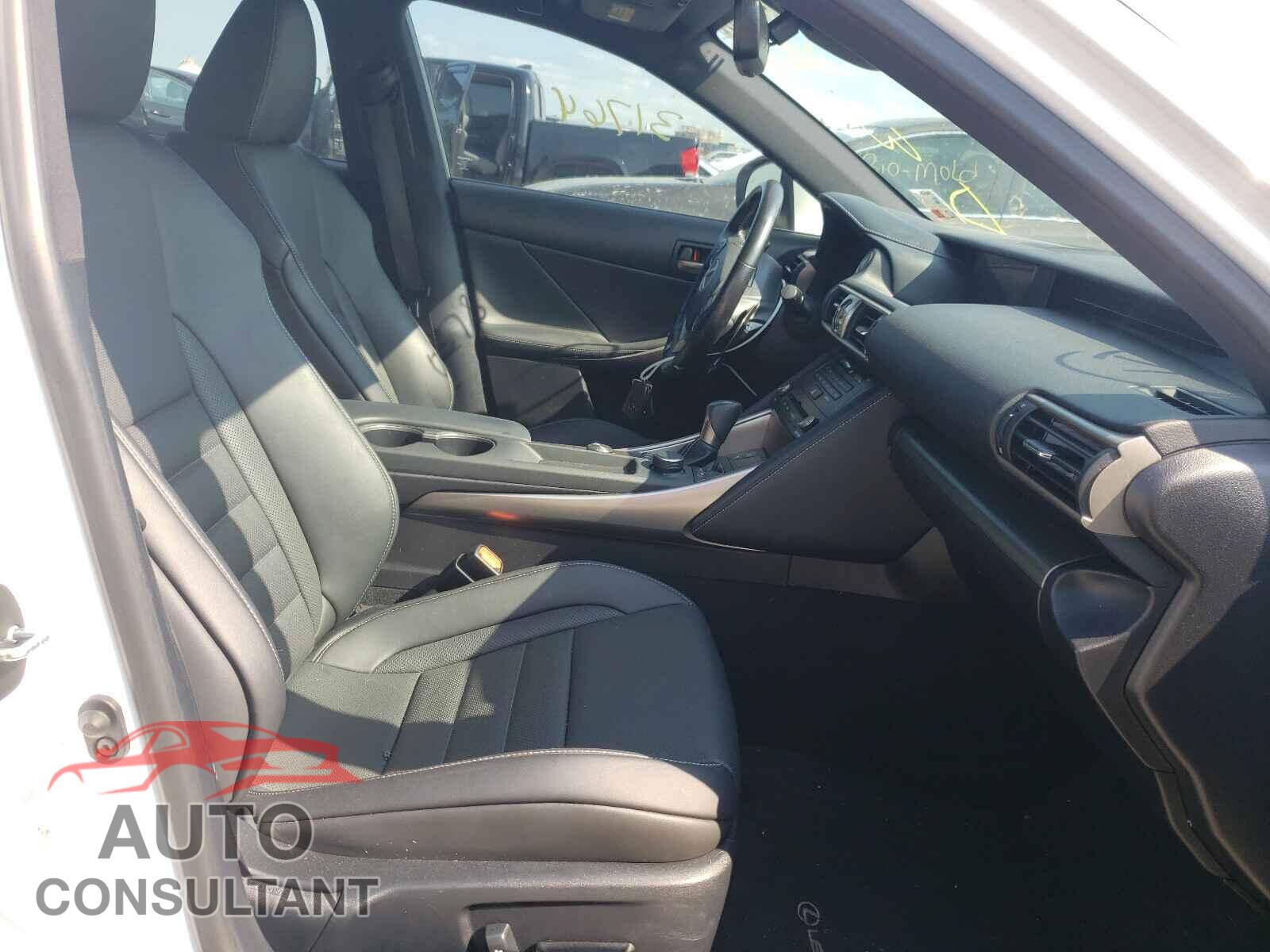 LEXUS IS 2017 - JTHBA1D27H5048678