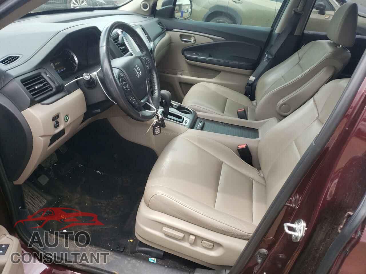 HONDA PILOT 2017 - 5FNYF6H50HB084399