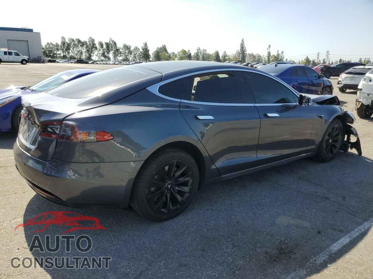 TESLA MODEL S 2018 - 5YJSA1E21JF234804