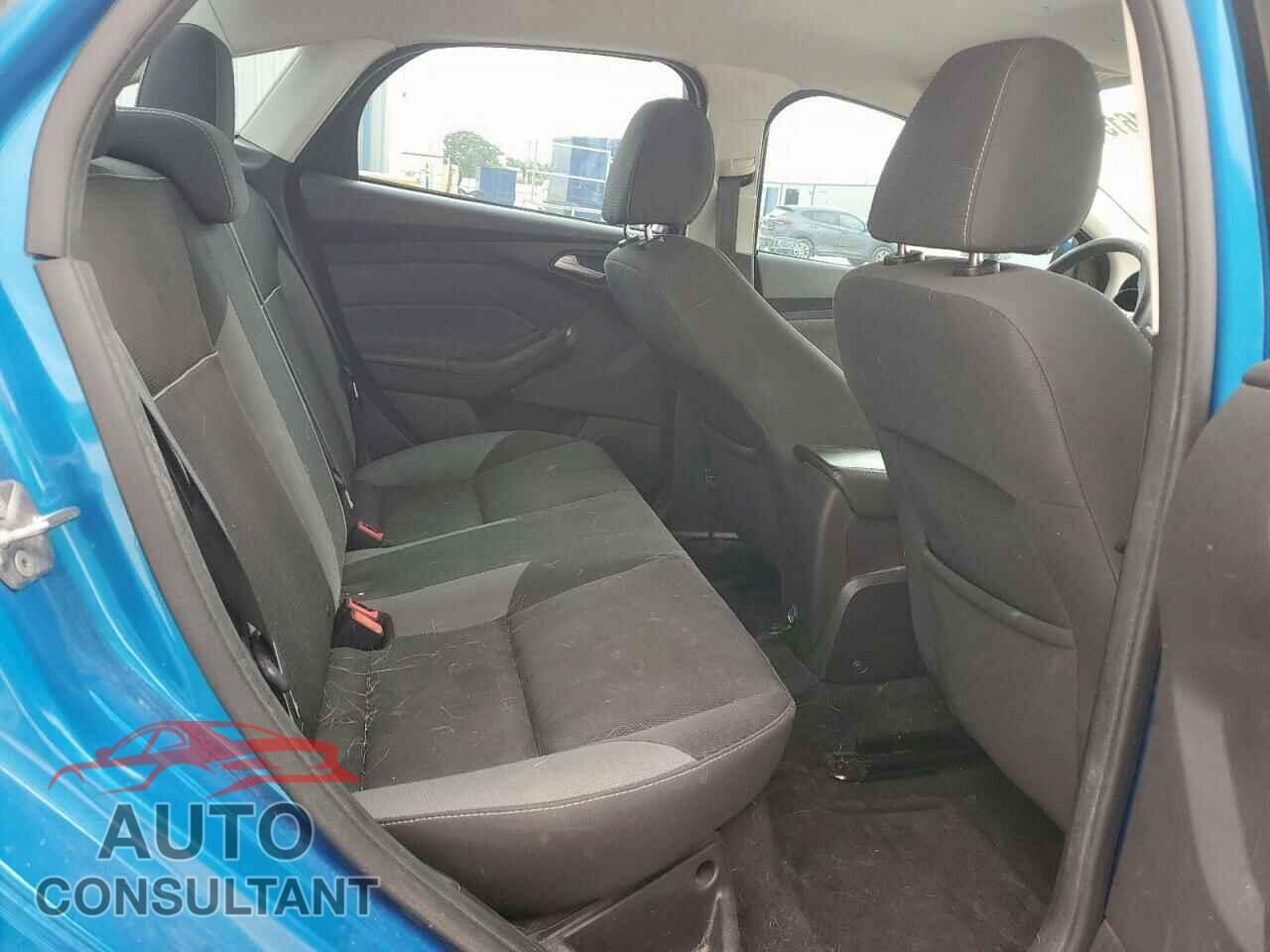 FORD FOCUS 2014 - 1FADP3F24EL229204