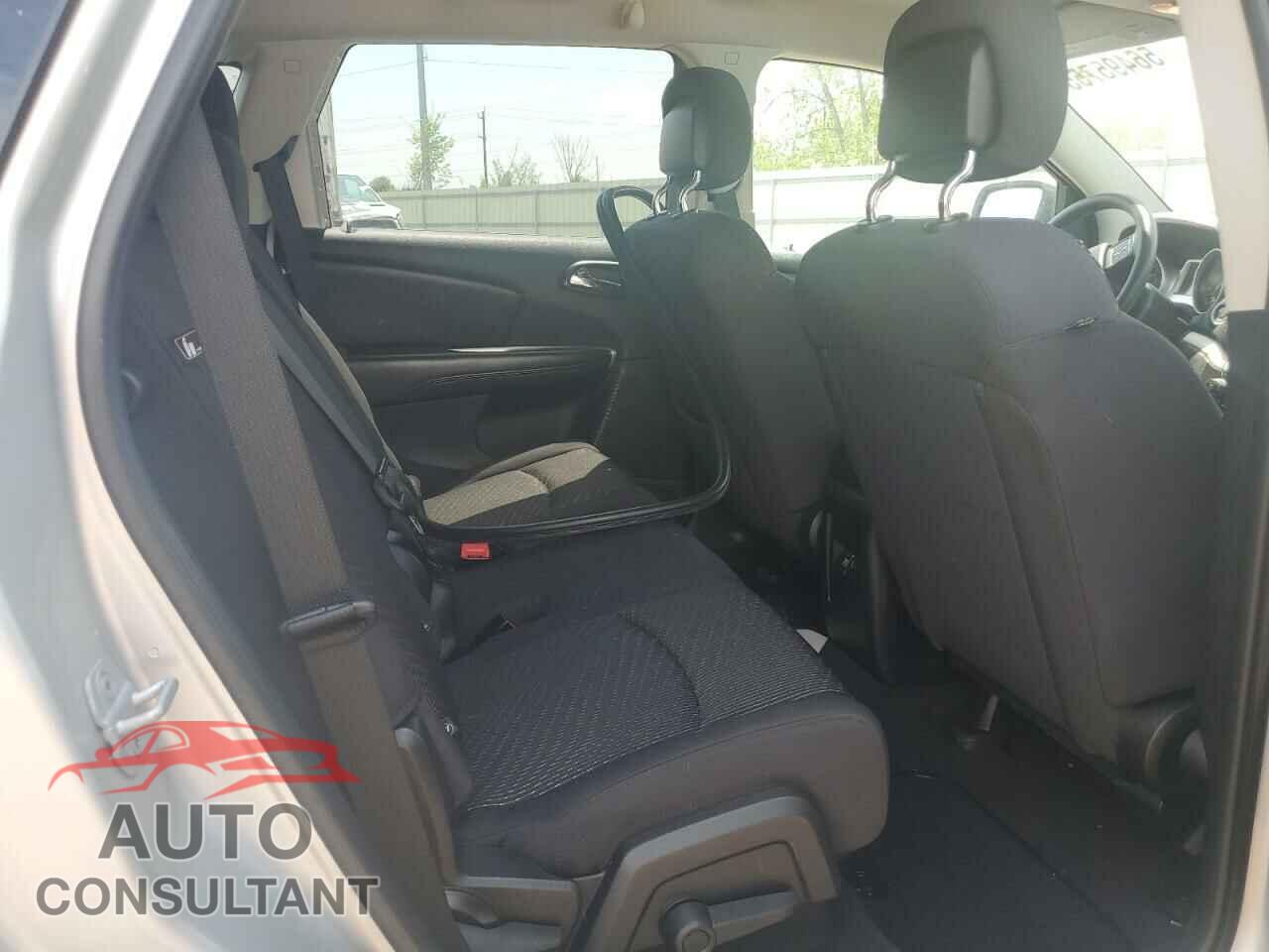 DODGE JOURNEY 2012 - 3C4PDCAB2CT388747