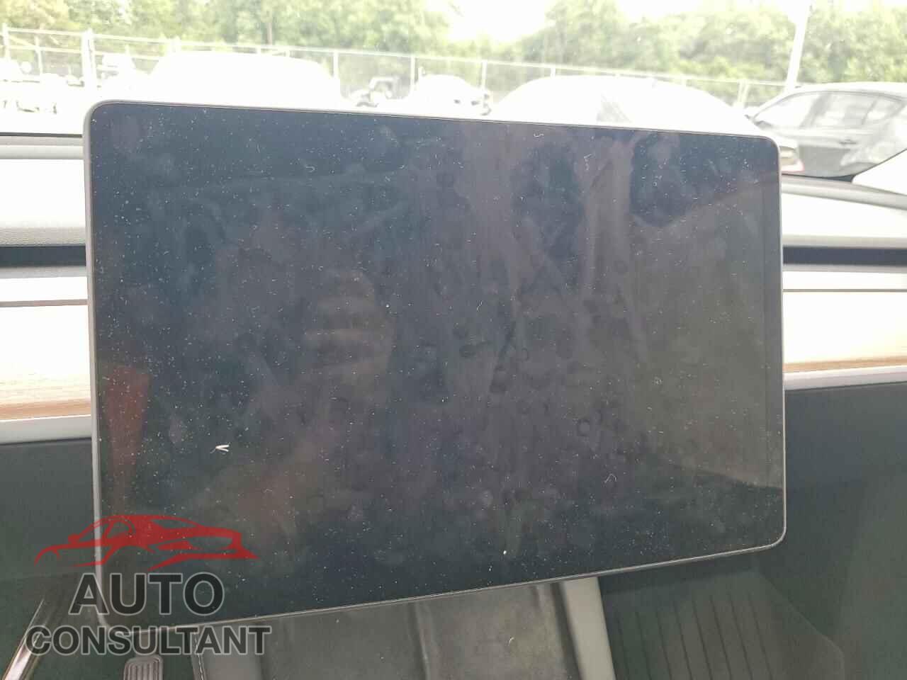 TESLA MODEL Y 2023 - 7SAYGDED2PF934077