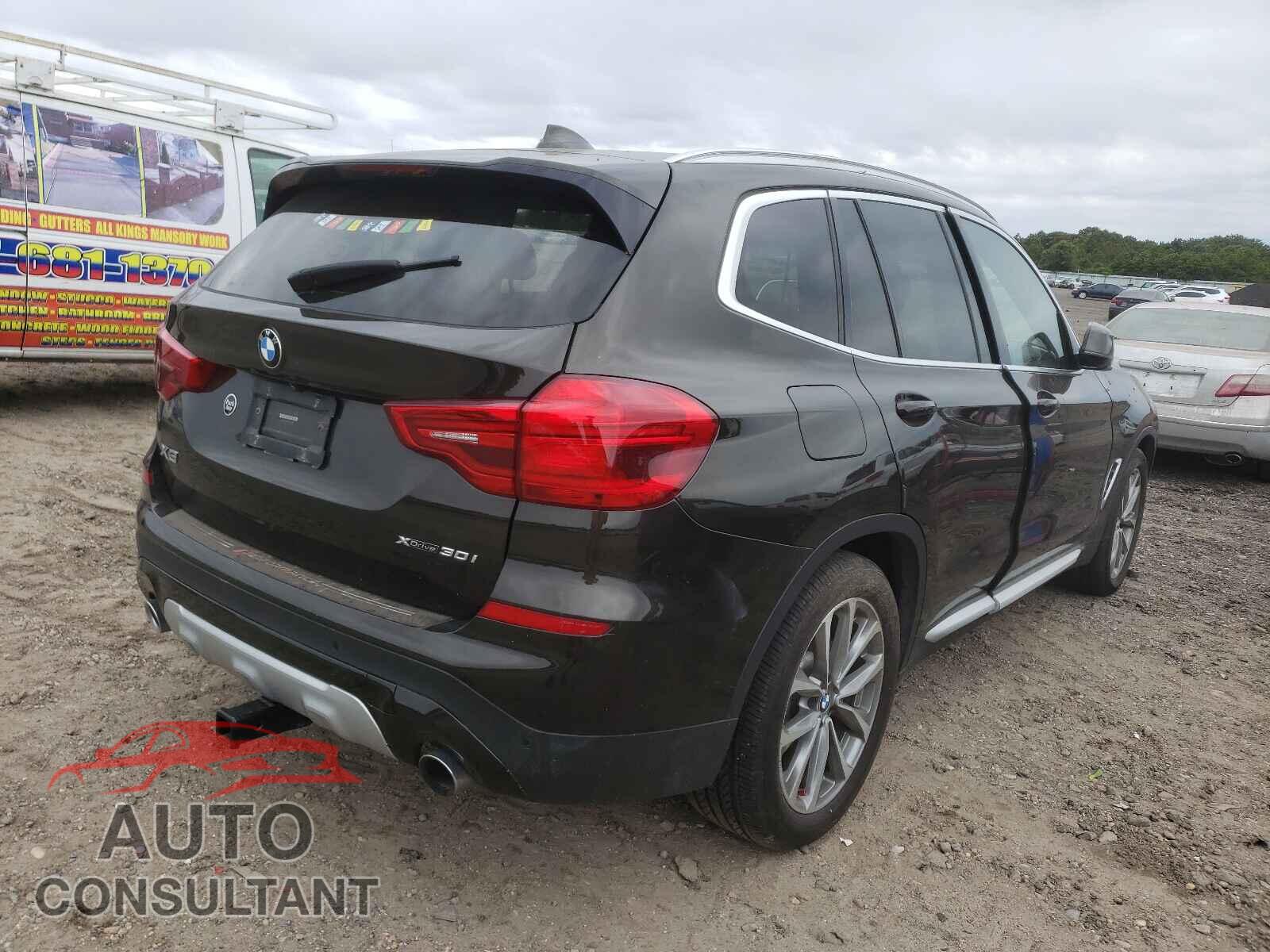 BMW X3 2018 - 5UXTR9C5XJLD70811