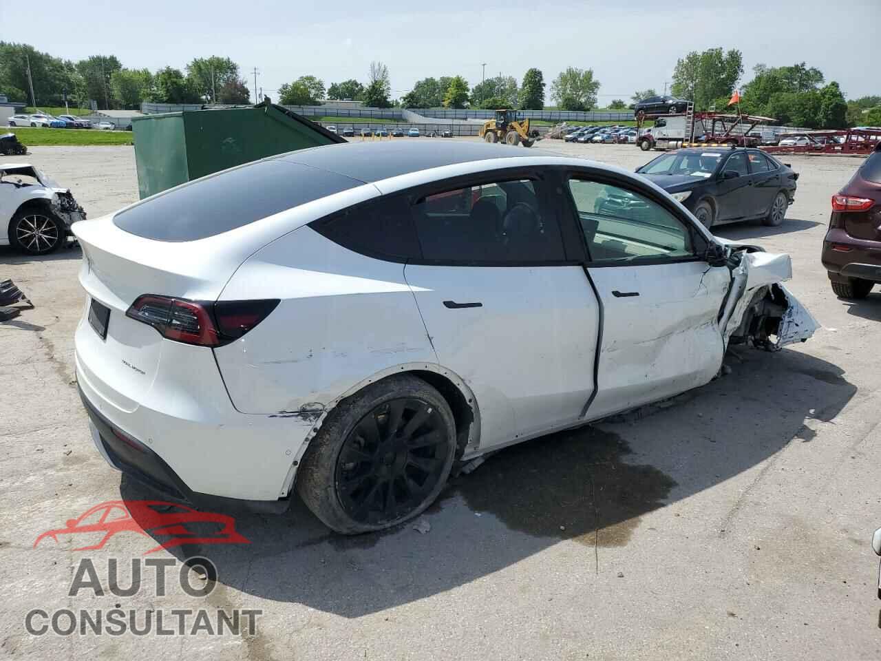 TESLA MODEL Y 2022 - 7SAYGAEE8NF378457
