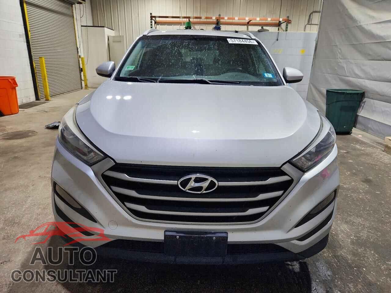 HYUNDAI TUCSON 2017 - KM8J3CA48HU569662