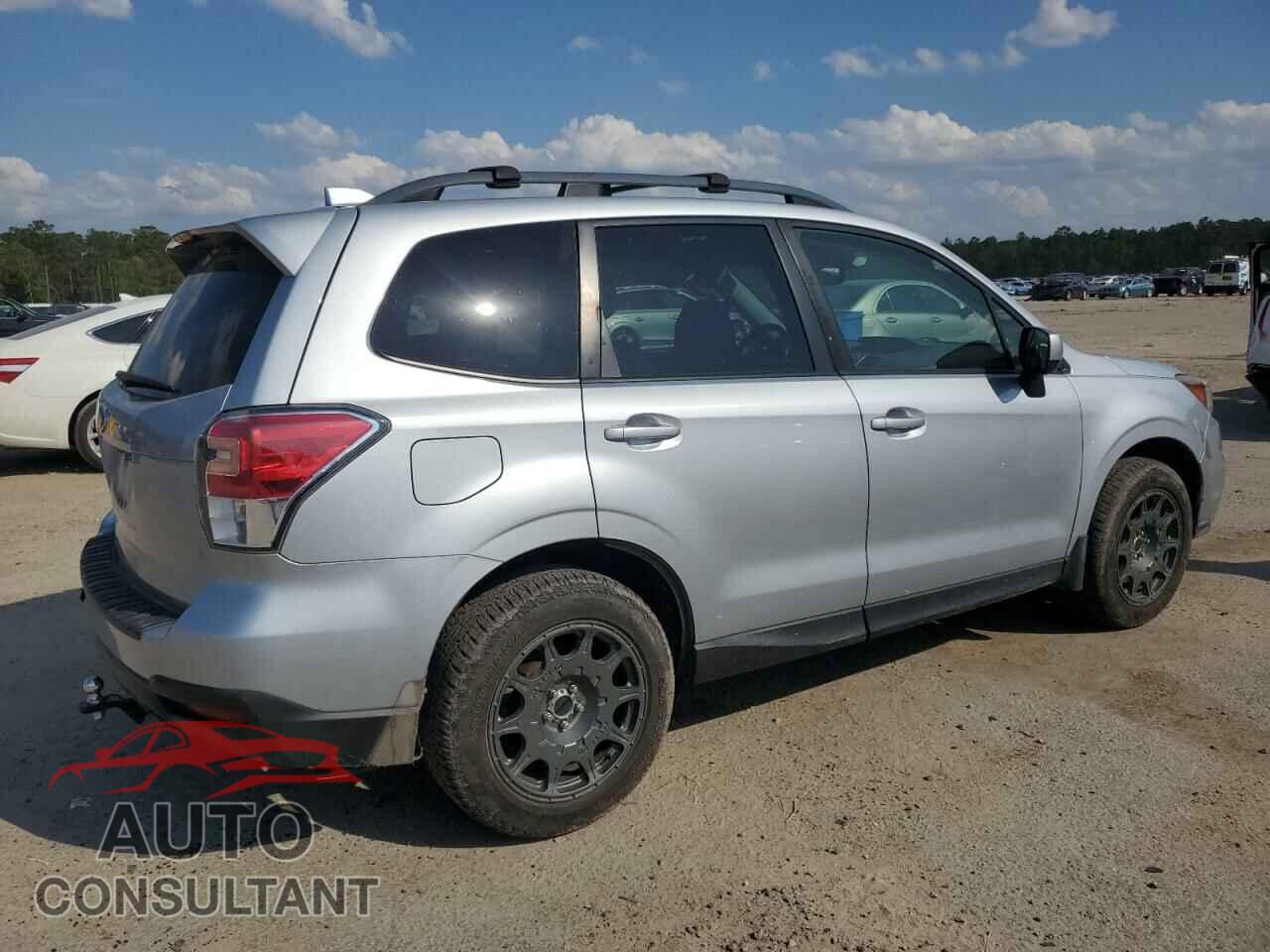 SUBARU FORESTER 2017 - JF2SJAGC0HH595880