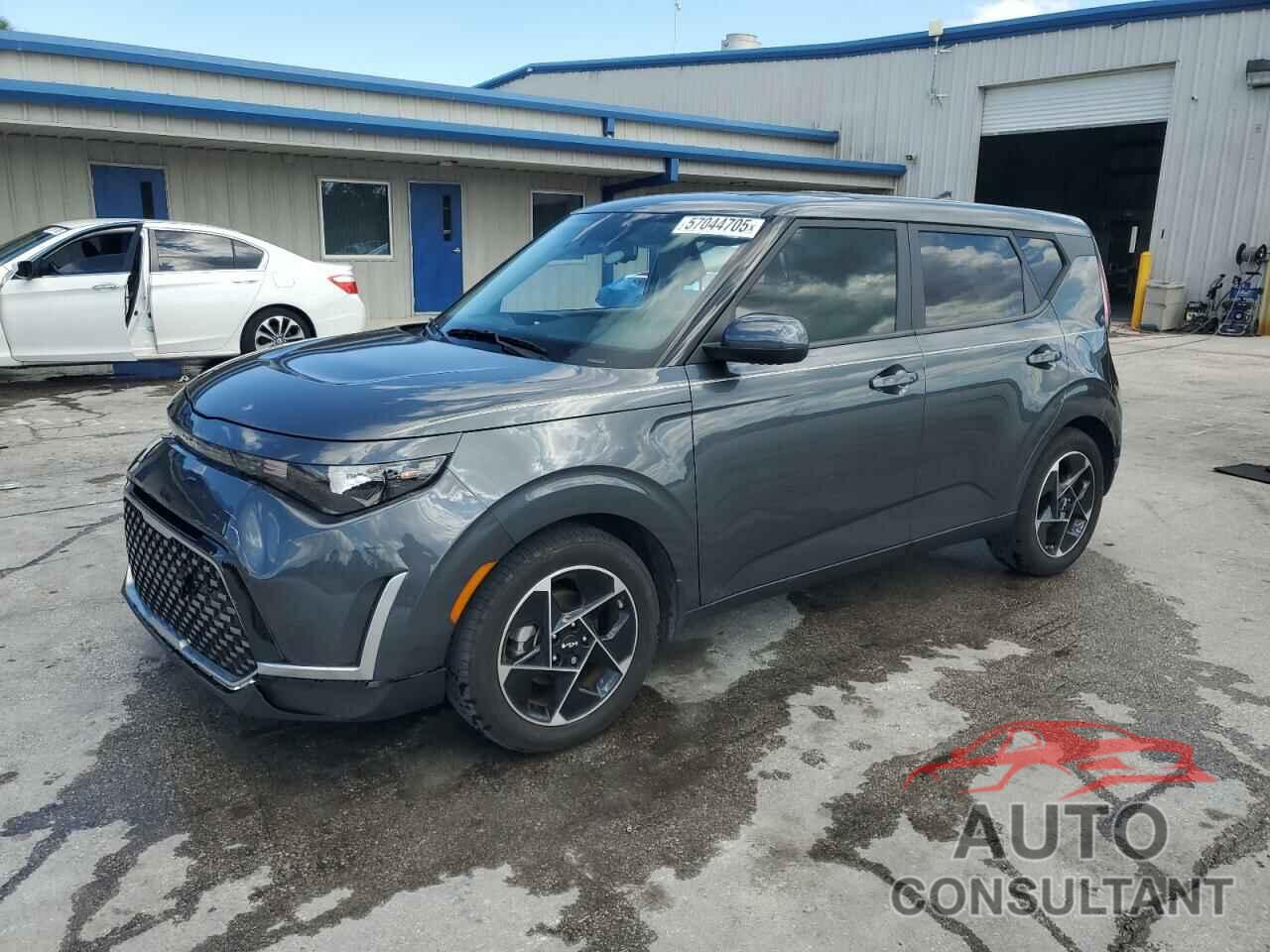 KIA SOUL 2024 - KNDJ33AU7R7907184