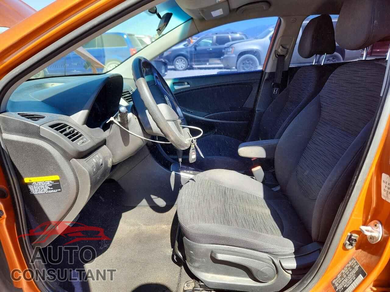 HYUNDAI ACCENT 2017 - KMHCT5AEXHU311611