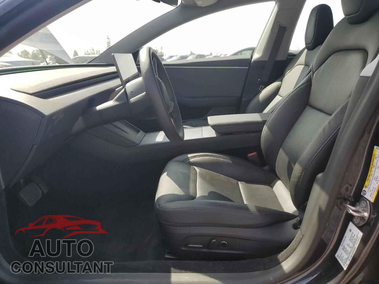TESLA MODEL 3 2024 - 5YJ3E1EAXRF832630