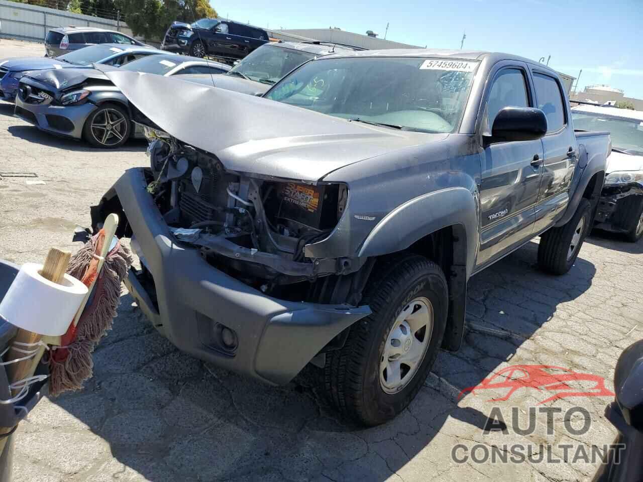 TOYOTA TACOMA 2013 - 3TMJU4GN0DM142577