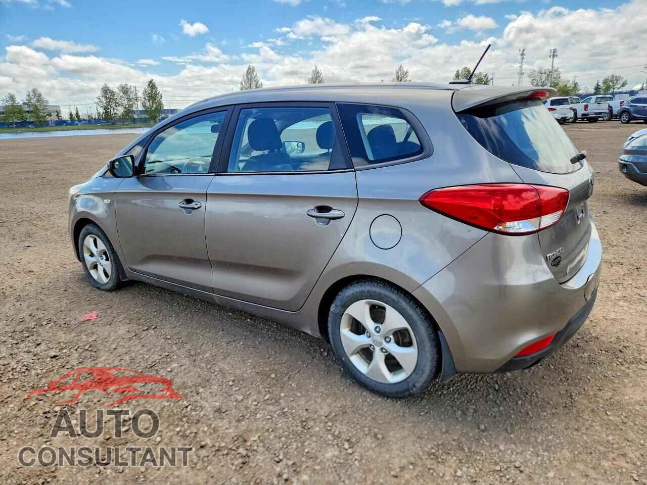 KIA RONDO 2014 - KNAHT8A35E7048462