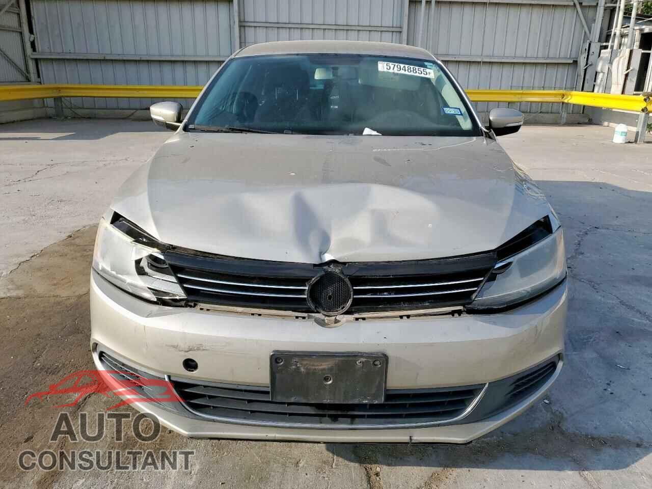 VOLKSWAGEN JETTA 2014 - 3VWD07AJ6EM317154