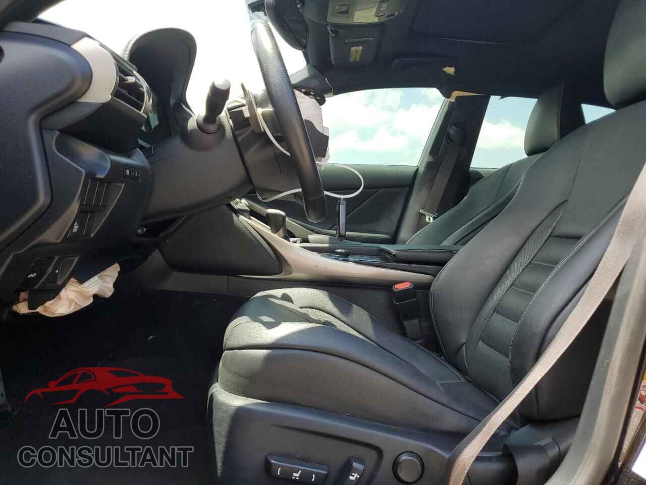 LEXUS IS 2015 - JTHCE1D20F5005984