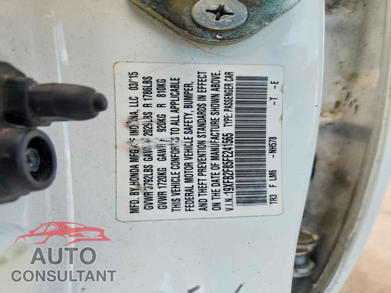 HONDA CIVIC 2015 - 19XFB2F85FE241565