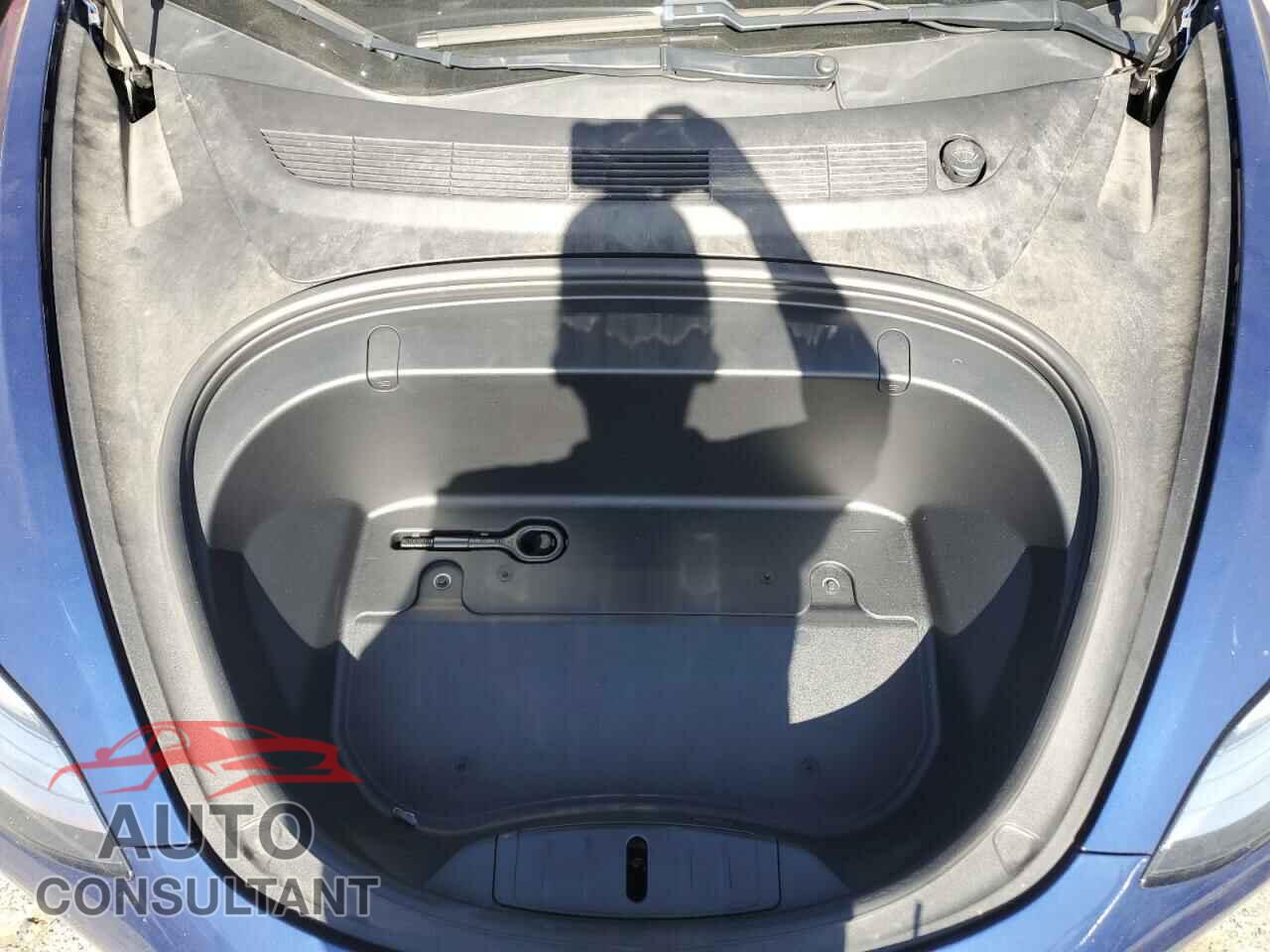 TESLA MODEL 3 2019 - 5YJ3E1EAXKF411643