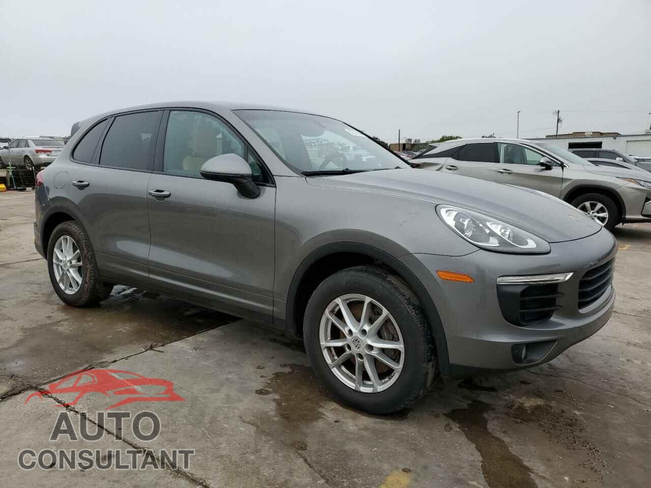 PORSCHE CAYENNE 2016 - WP1AA2A21GKA11194