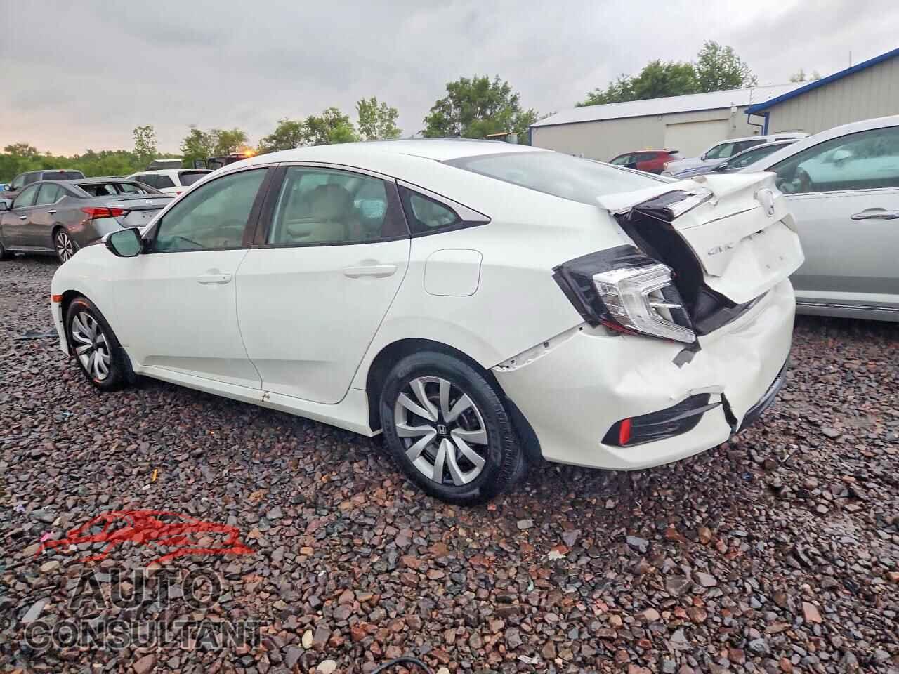 HONDA CIVIC 2017 - 19XFC2F55HE057944
