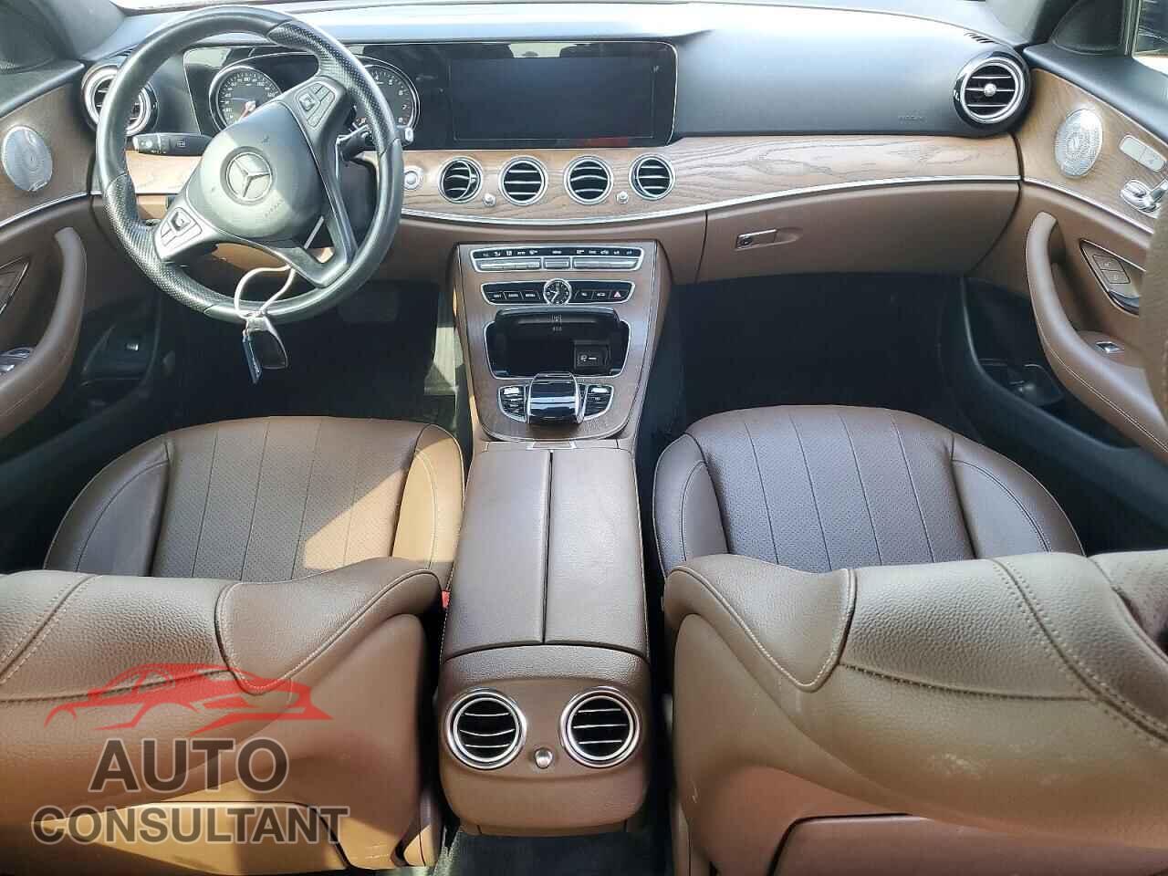 MERCEDES-BENZ E-CLASS 2018 - WDDZF4KB0JA393558