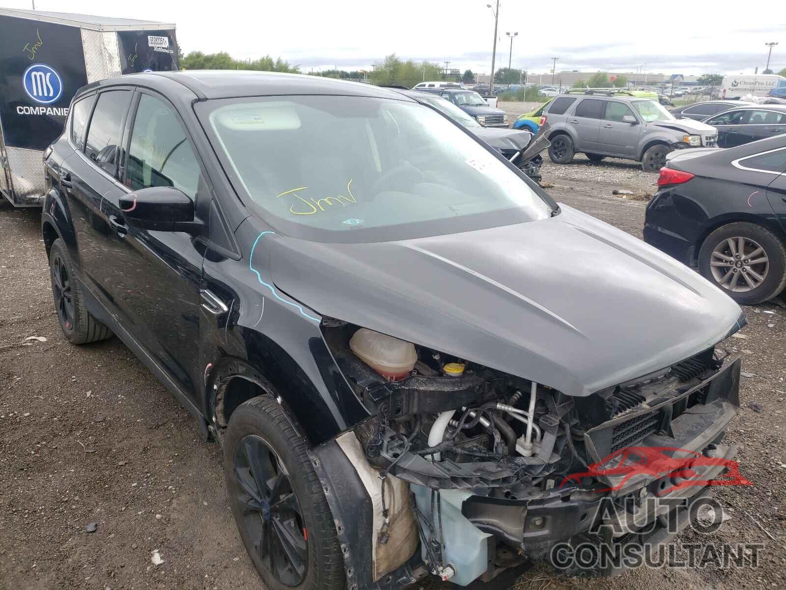 FORD ESCAPE 2017 - 1FMCU0GD1HUE71200