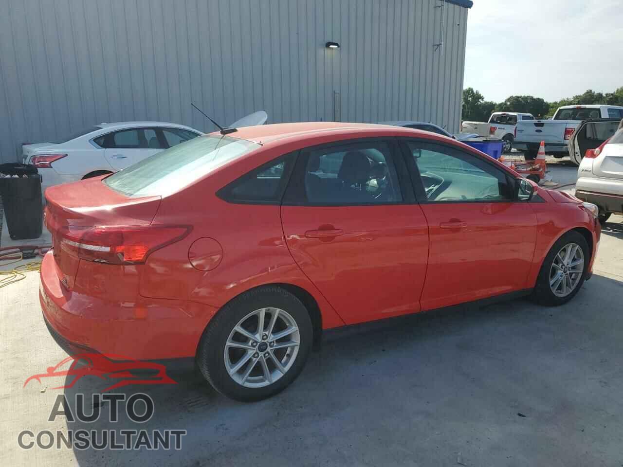 FORD FOCUS 2015 - 1FADP3F27FL244118