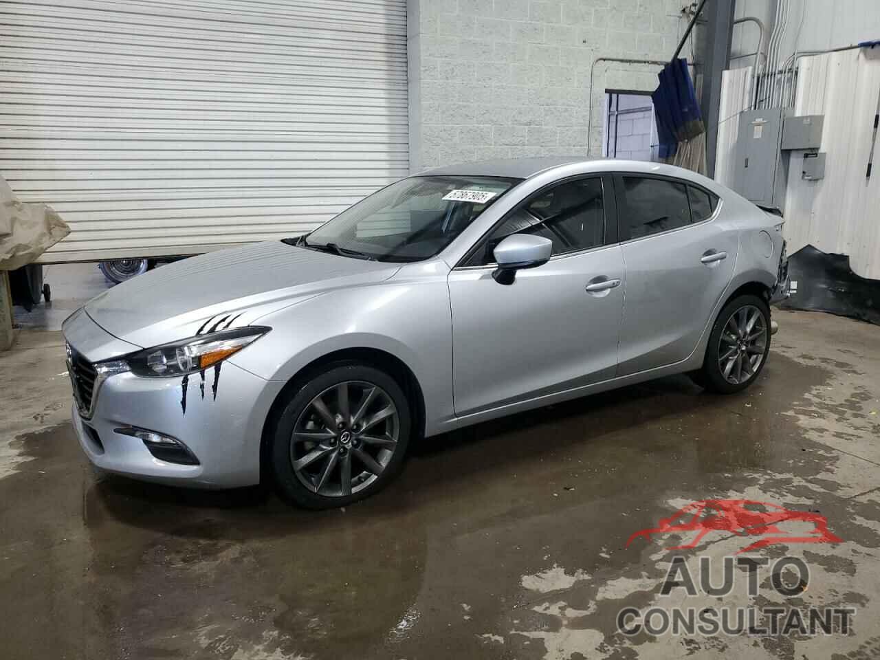 MAZDA 3 2018 - 3MZBN1V35JM205523
