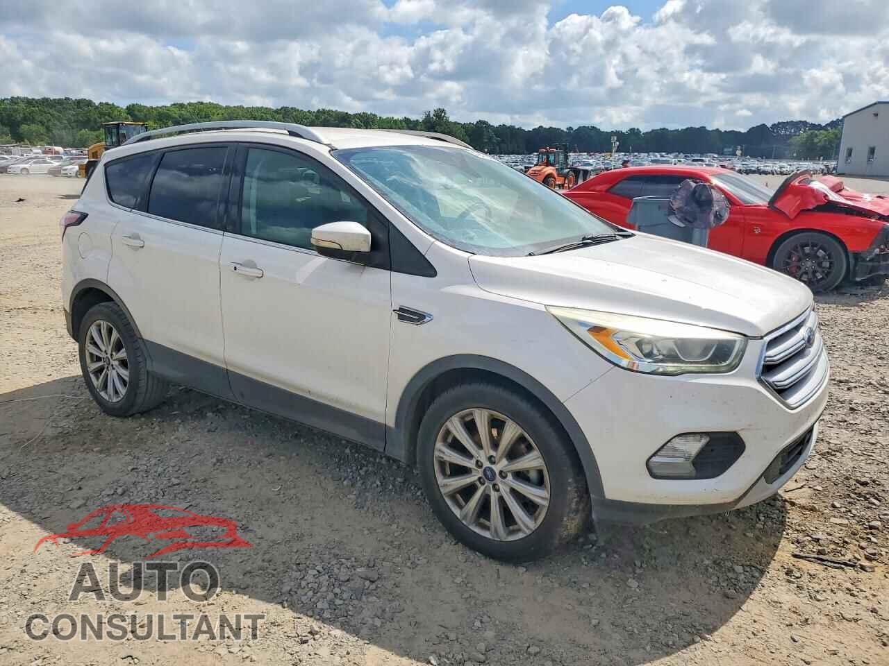 FORD ESCAPE 2017 - 1FMCU0JD4HUC43586