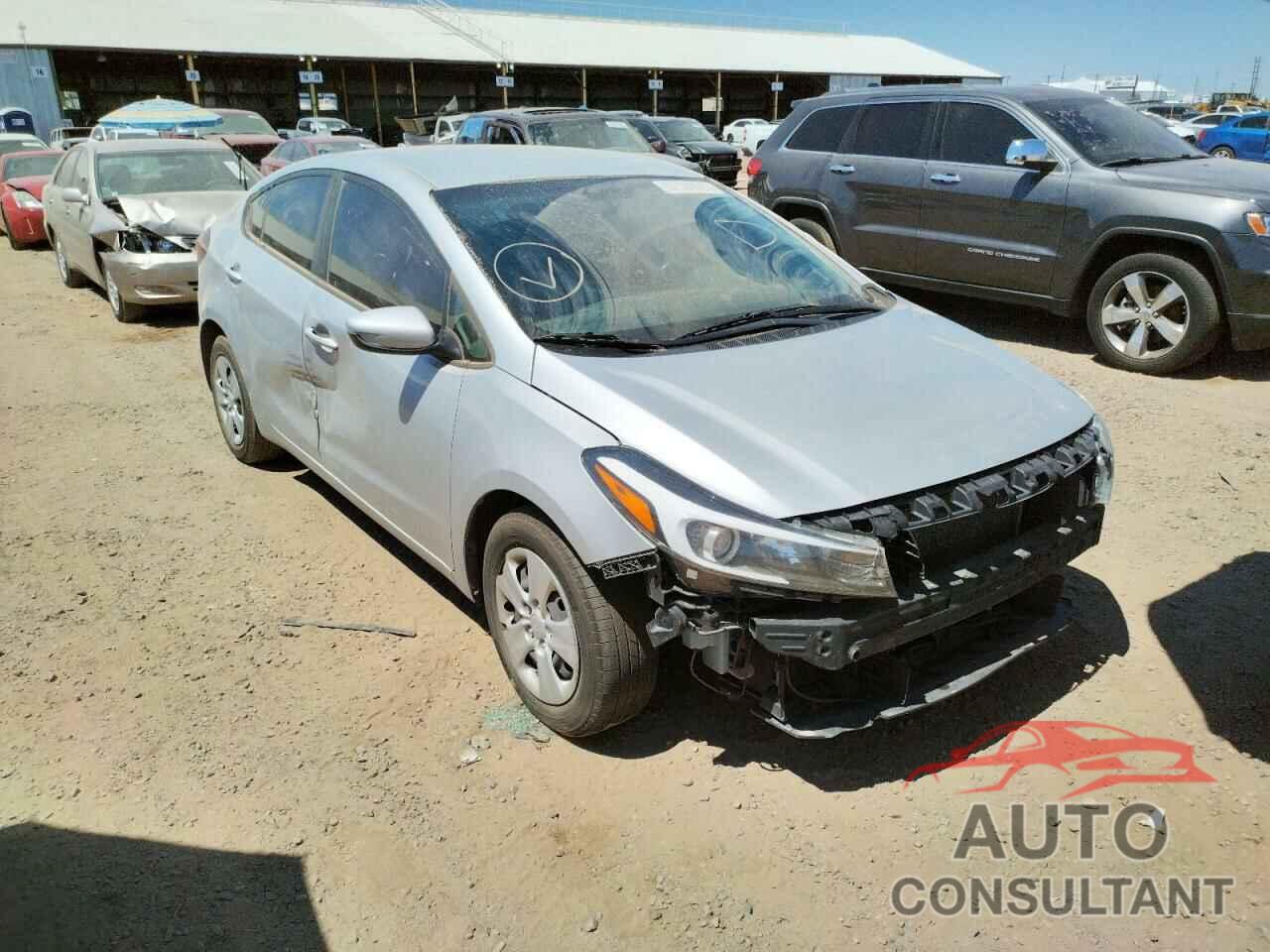 KIA FORTE 2018 - 3KPFK4A74JE257470