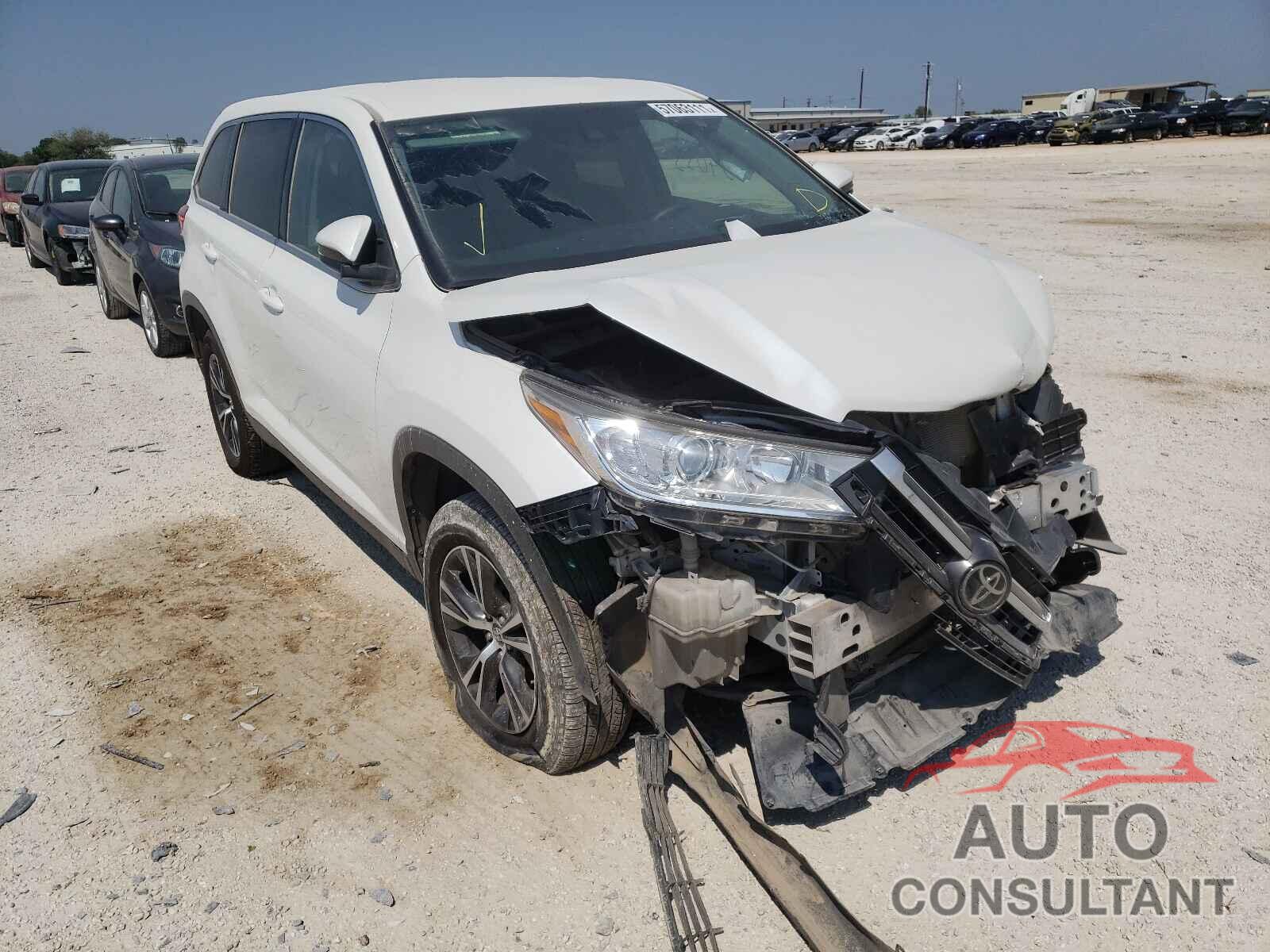 TOYOTA HIGHLANDER 2019 - 5TDZZRFH3KS302946