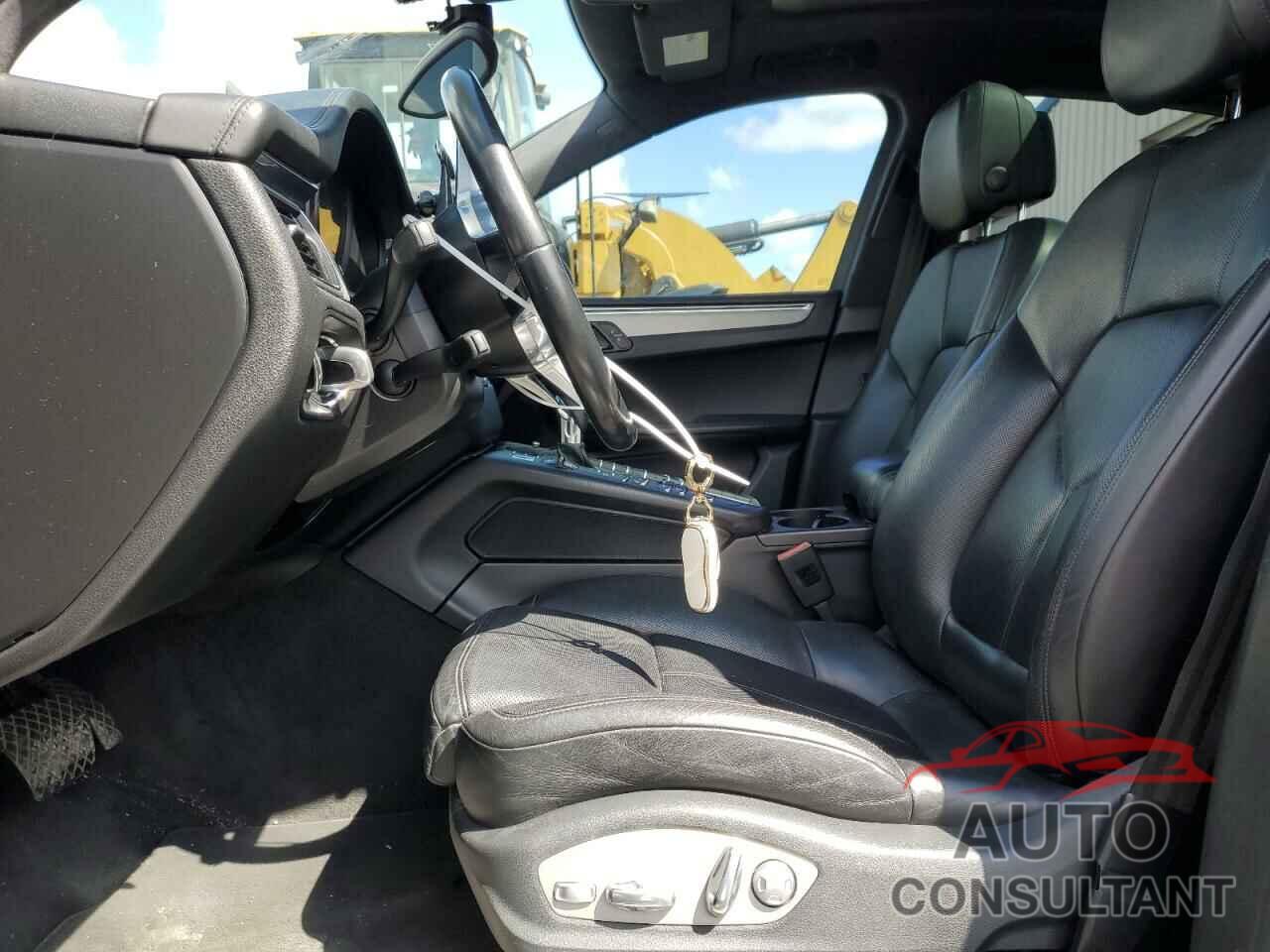 PORSCHE MACAN 2016 - WP1AF2A58GLB90064