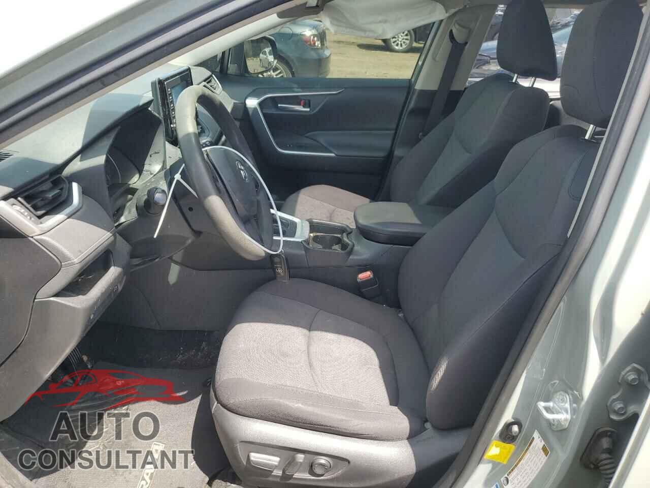 TOYOTA RAV4 2019 - JTMP1RFV6KD510058