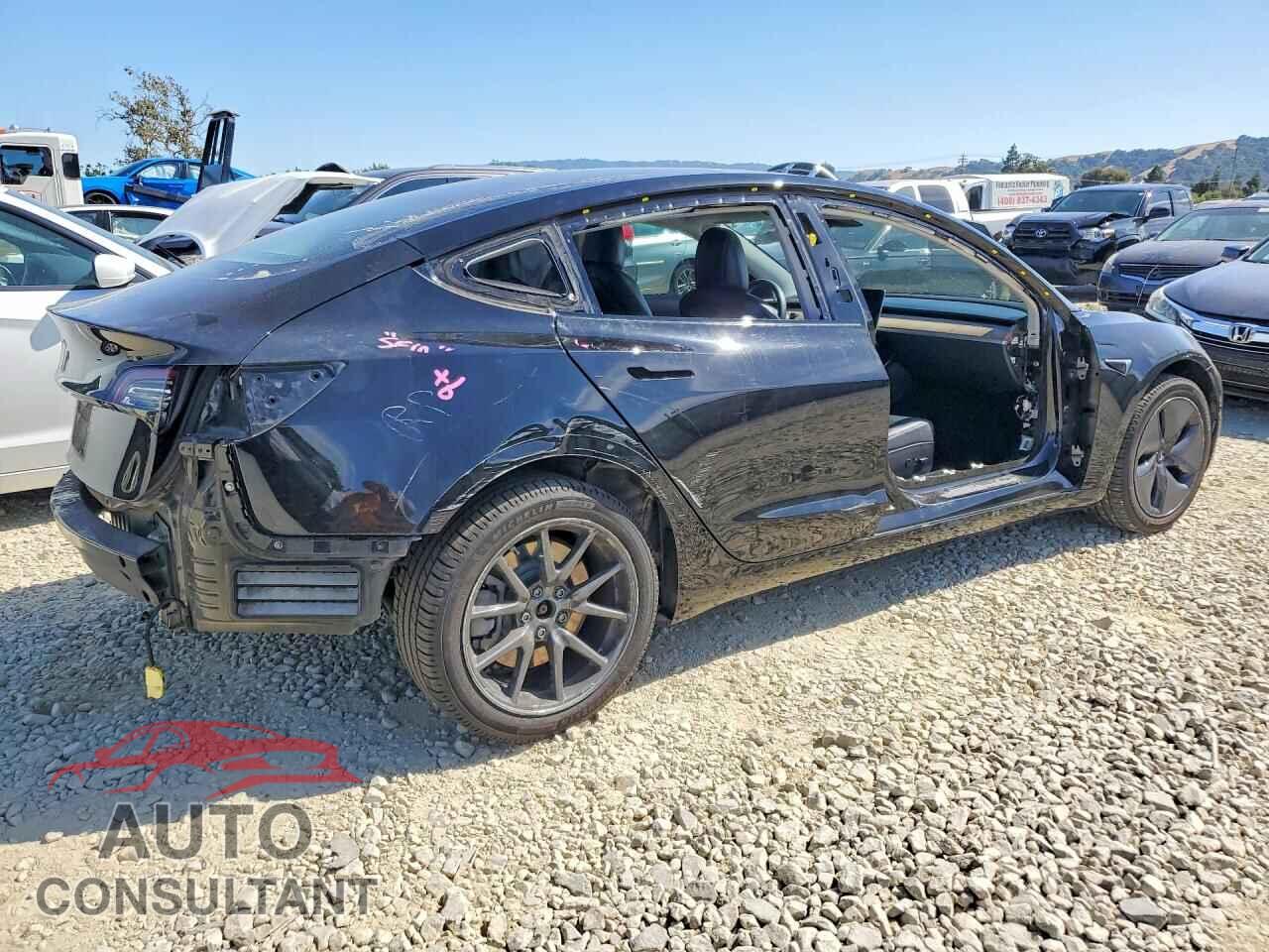 TESLA MODEL 3 2018 - 5YJ3E1EA7JF108303