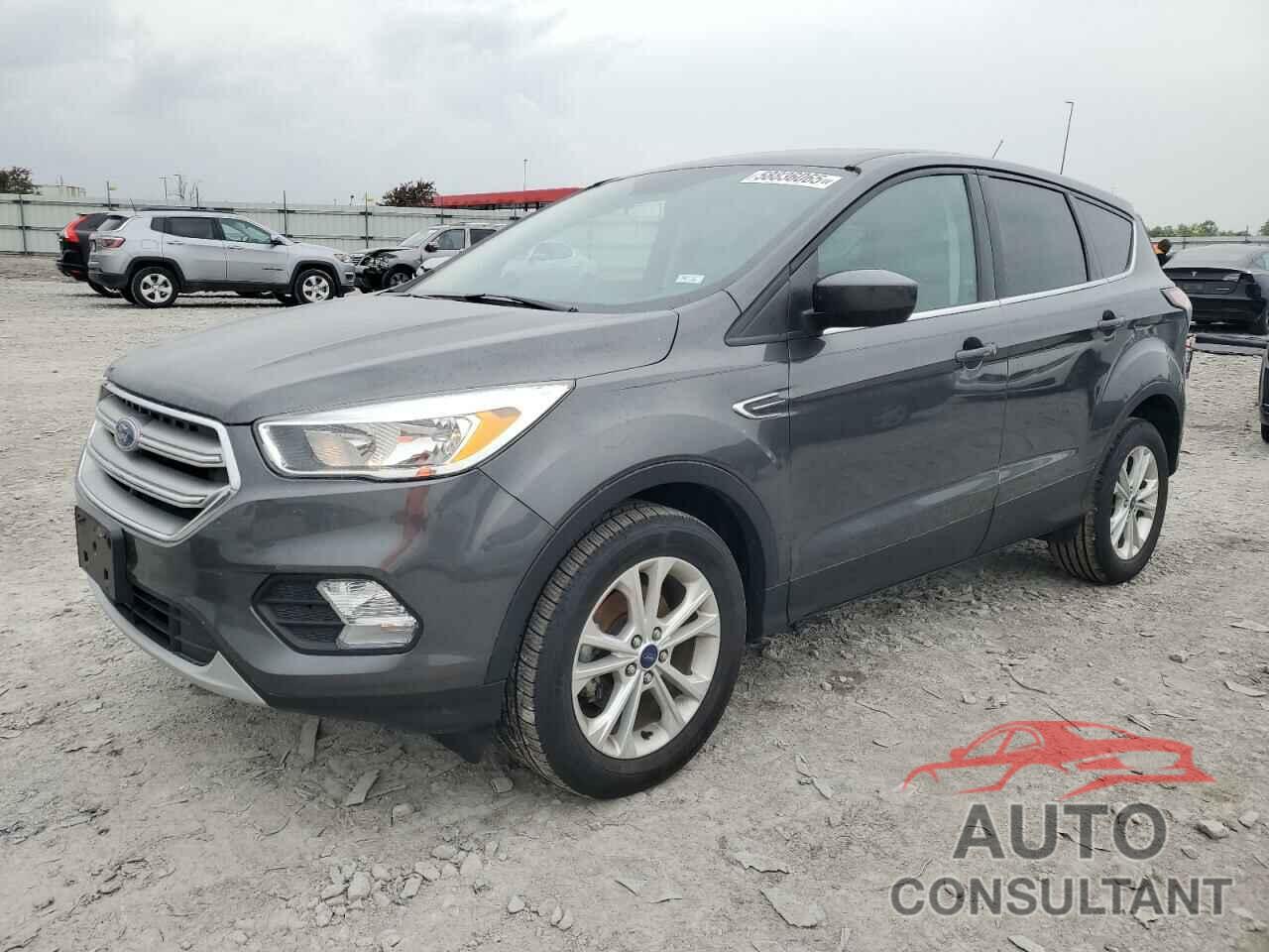 FORD ESCAPE 2017 - 1FMCU0GD1HUE47334