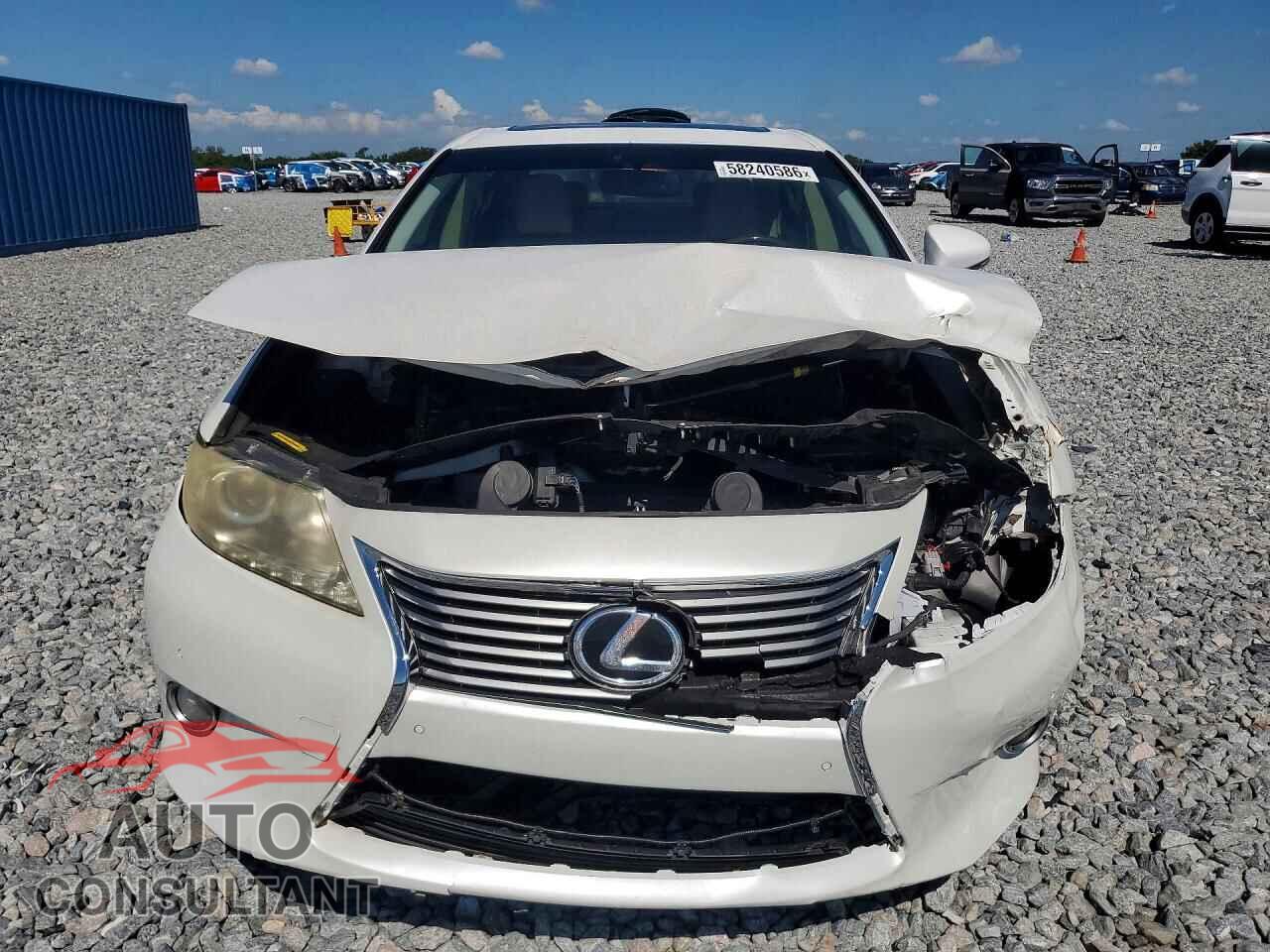 LEXUS ES350 2013 - JTHBK1GG8D2015107