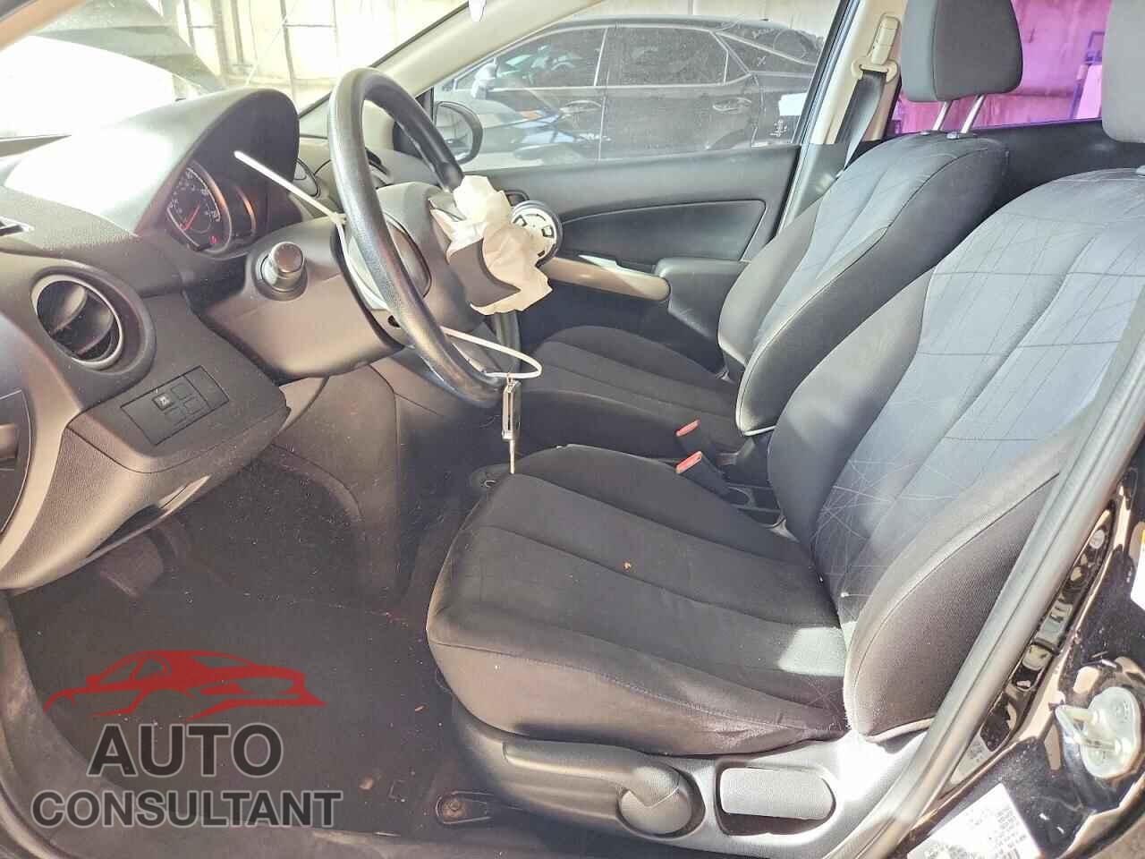 MAZDA 2 2011 - JM1DE1HY3B0120333
