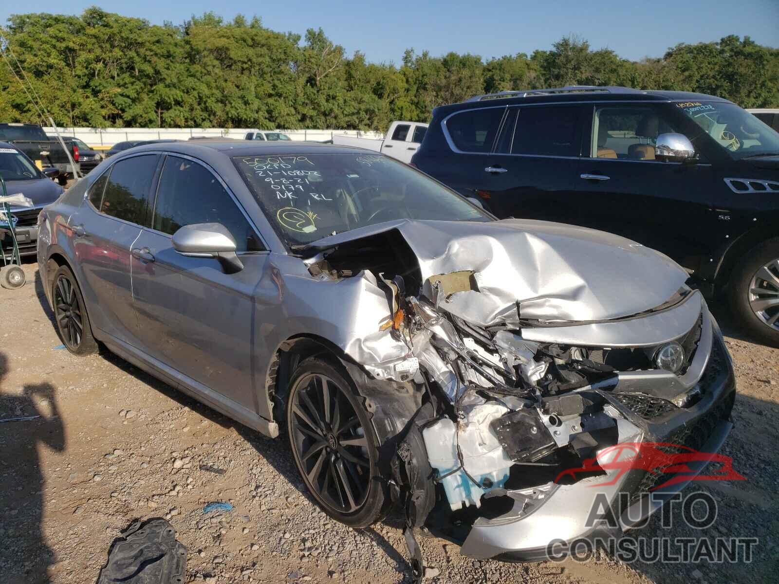 TOYOTA CAMRY 2020 - 4T1K61AK2LU500179