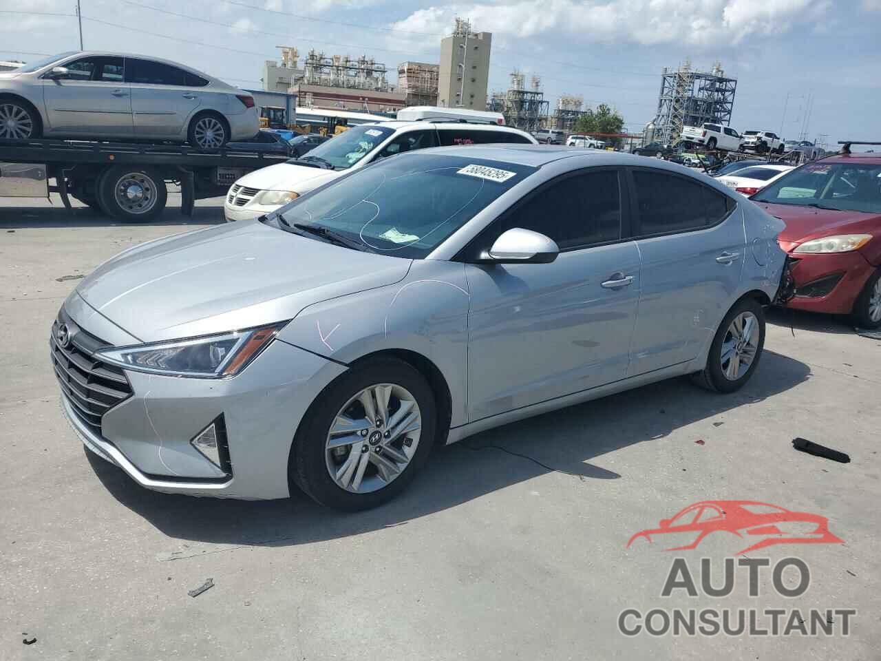 HYUNDAI ELANTRA 2020 - KMHD84LF9LU039020