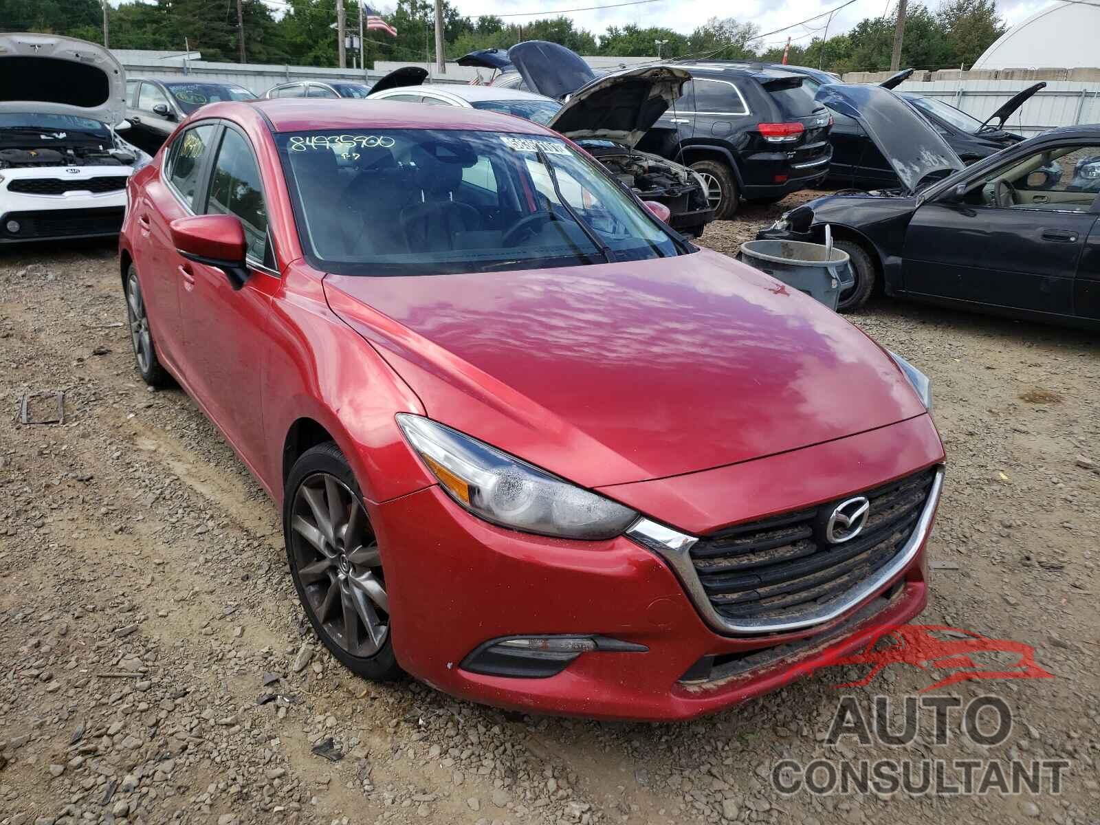 MAZDA 3 2018 - 3MZBN1V34JM209918