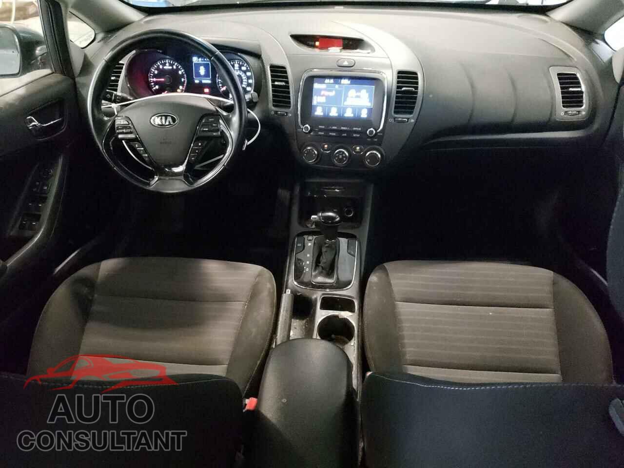 KIA FORTE 2017 - 3KPFL4A78HE156018