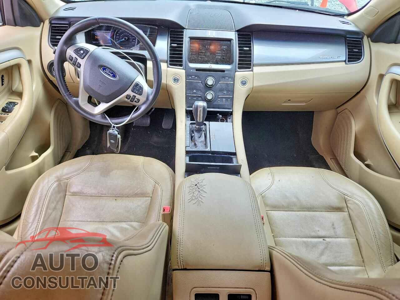 FORD TAURUS 2015 - 1FAHP2E82FG158452